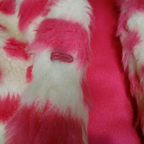 Charming Charlie Faux Fur Vest - Picture 5 of 7